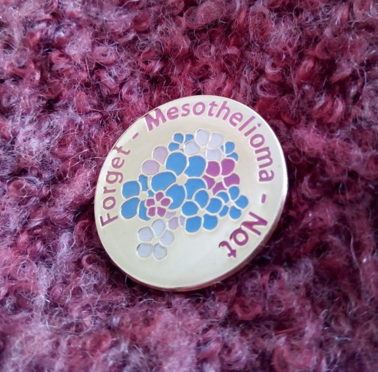 Forget-mesothelioma-not badge